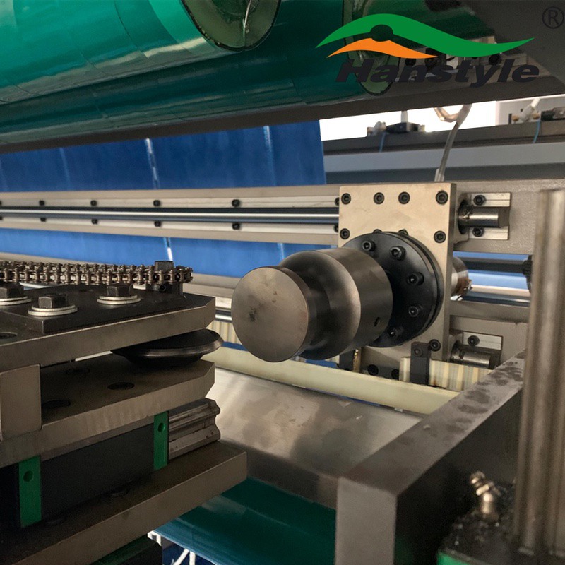 Customized High Quality Ultrasonic Slitting Machine For Making Towels And Slicing Customized High Quality Ultrasonic Slitting Machine For Making Towels And Slicing